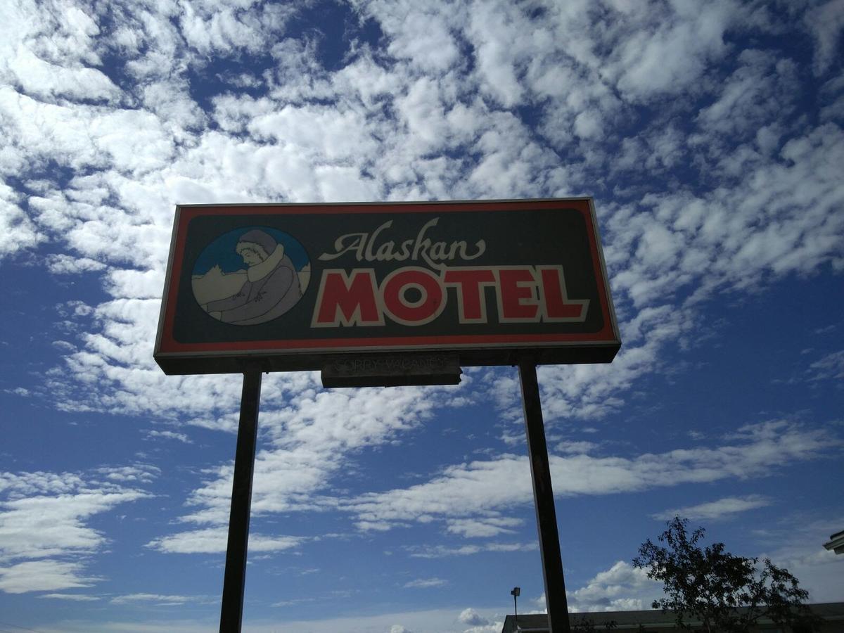 Alaskan Motel Fox Creek Kültér fotó