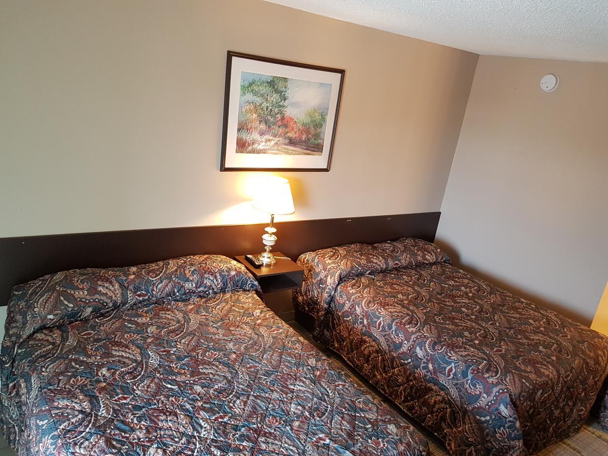Alaskan Motel Fox Creek Szoba fotó